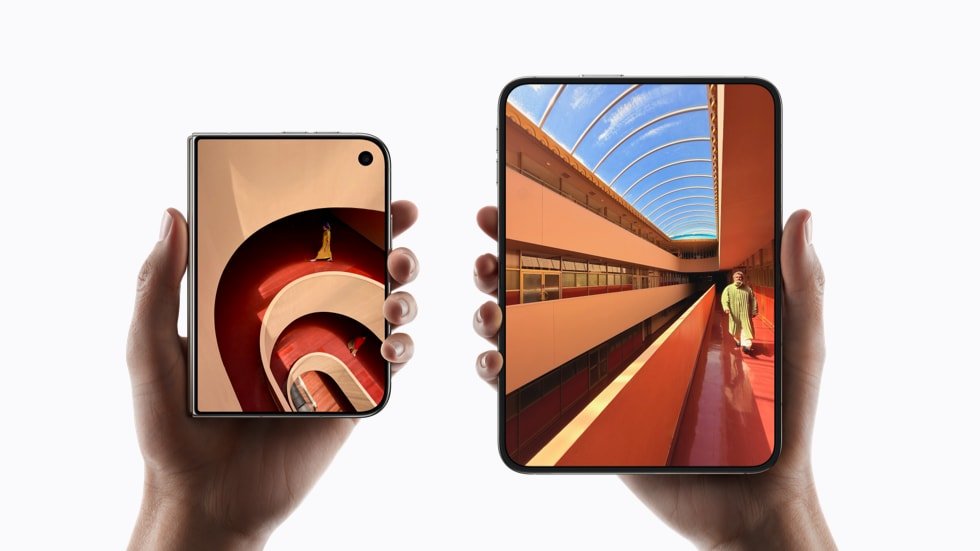 iPhone Duo aberto mostrando a tela interna de 7,6 polegadas do iPhone dobrável da Apple